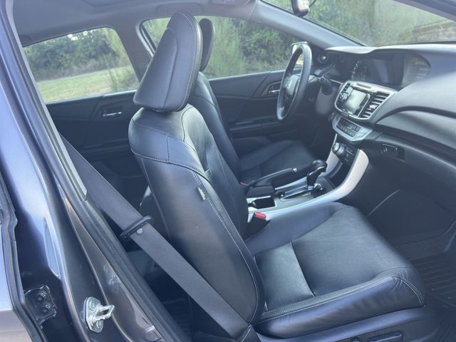 Thumbnail: 2015 Honda Accord - 12