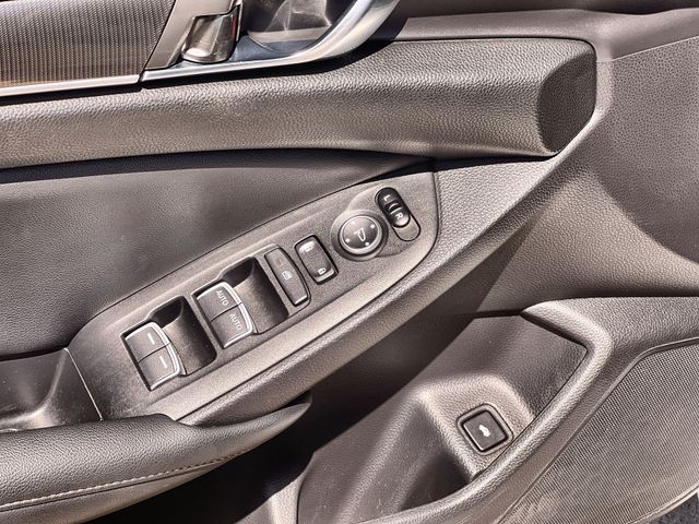 Thumbnail: 2022 Honda Accord - 30