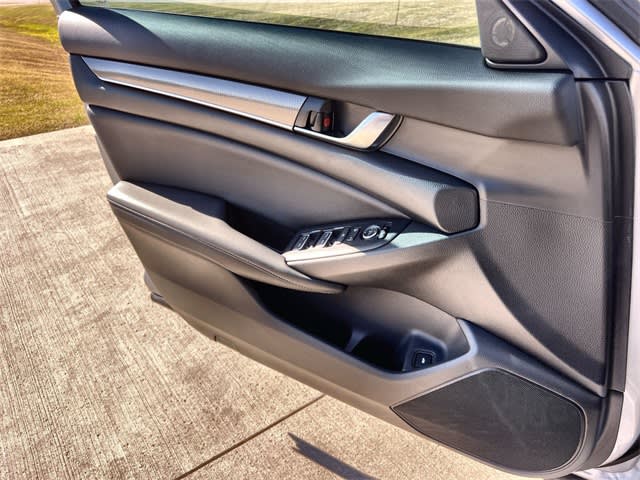 Thumbnail: 2022 Honda Accord - 30