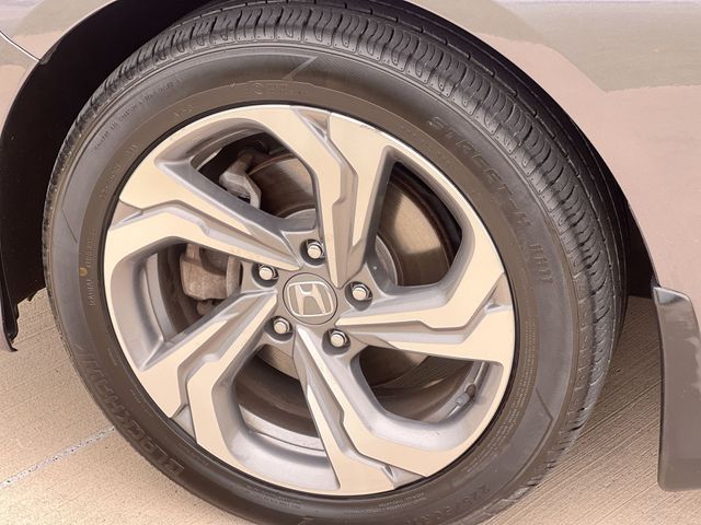 Thumbnail: 2019 Honda Accord - 8