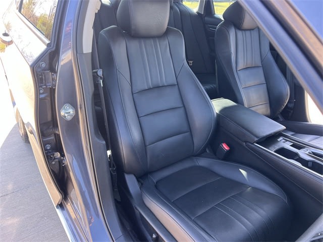 Thumbnail: 2018 Honda Accord - 11