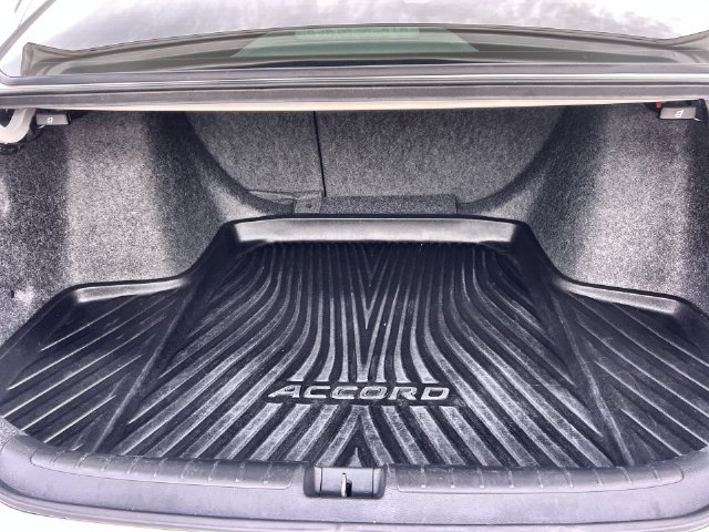 Thumbnail: 2019 Honda Accord - 17