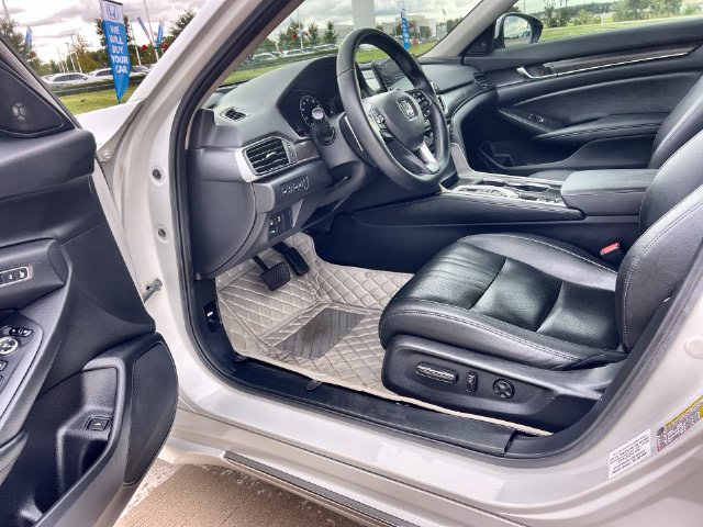 Thumbnail: 2019 Honda Accord - 20