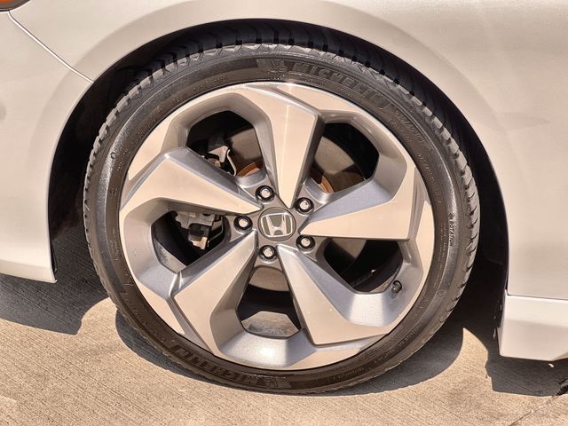 Thumbnail: 2018 Honda Accord - 8