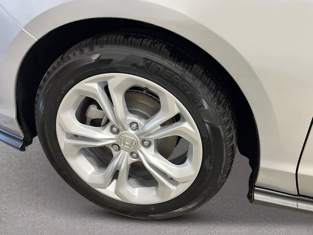 2025 Honda Accord LX 7