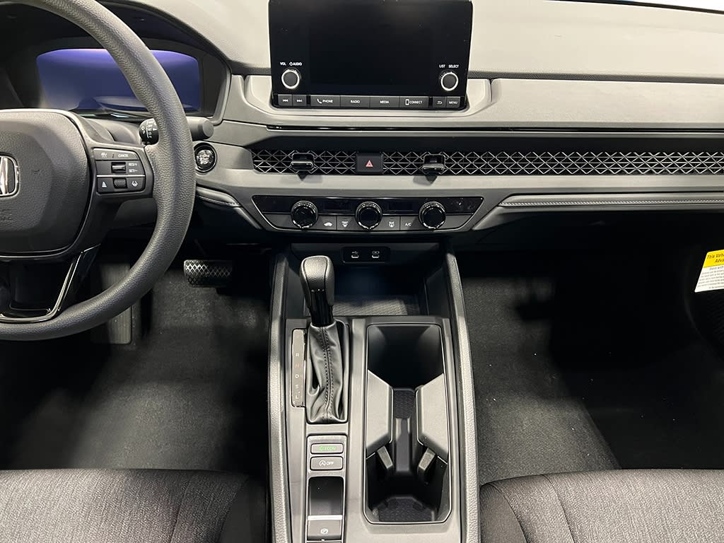 2025 Honda Accord LX 9