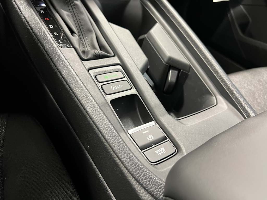 2025 Honda Accord LX 14