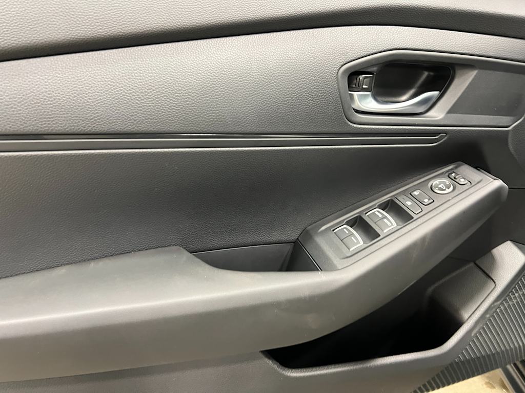 2025 Honda Accord LX 20