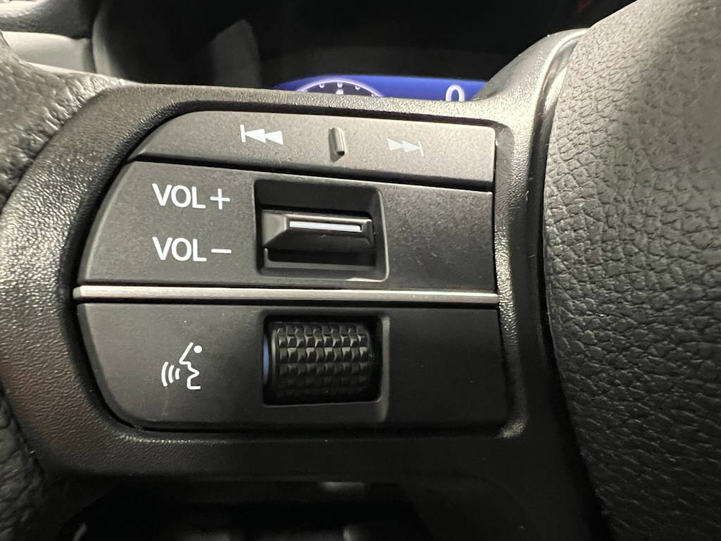 2025 Honda Accord LX 23
