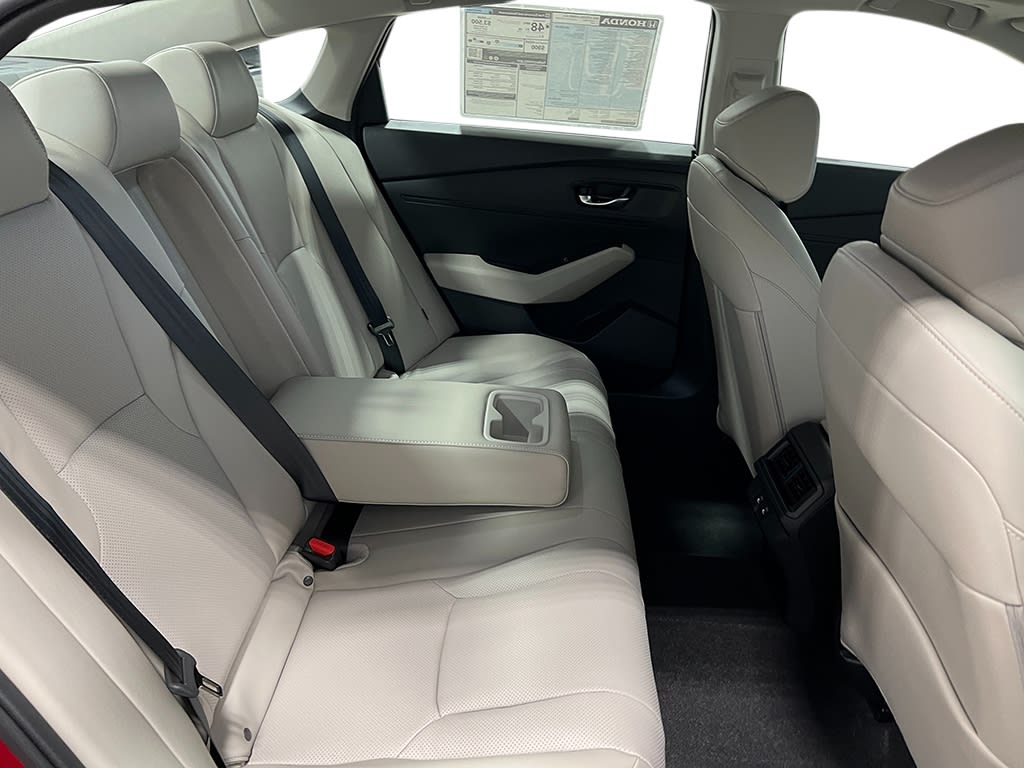 Thumbnail: 2025 Honda Accord - 32