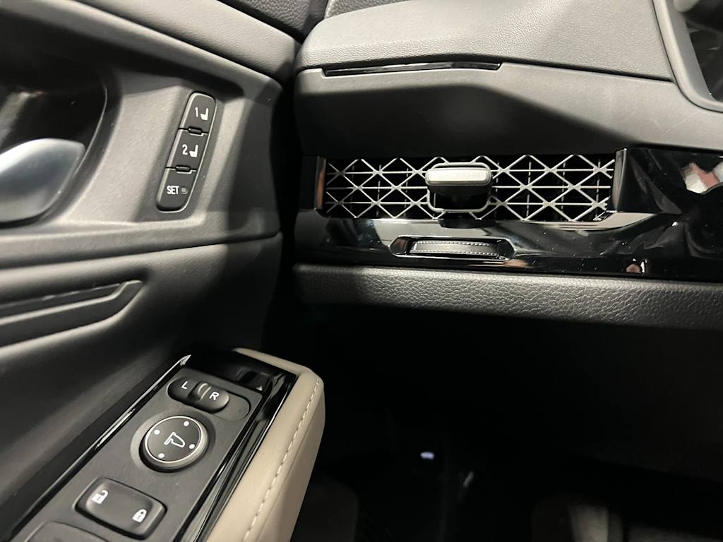 Thumbnail: 2025 Honda Accord - 21