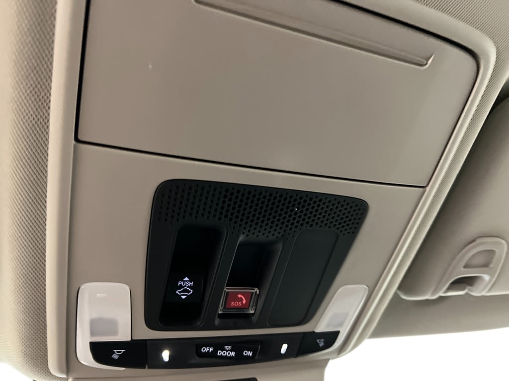 2025 Honda Accord Touring 27