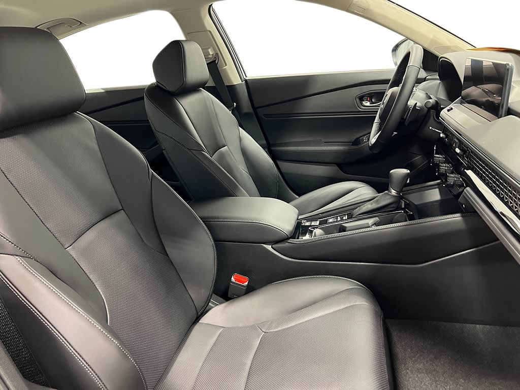 2025 Honda Accord Touring 11