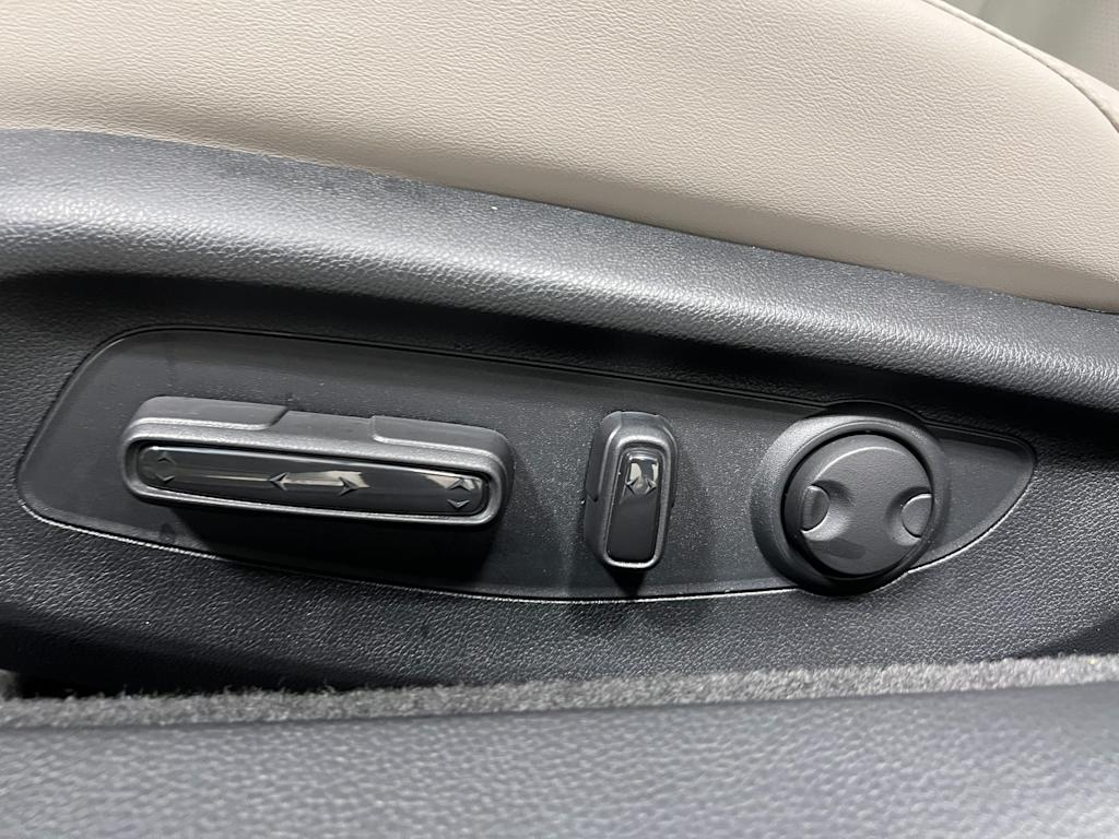 Thumbnail: 2025 Honda Accord - 21