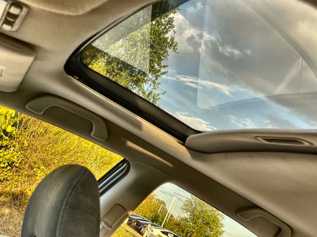 Thumbnail: 2005 Honda Civic - 30