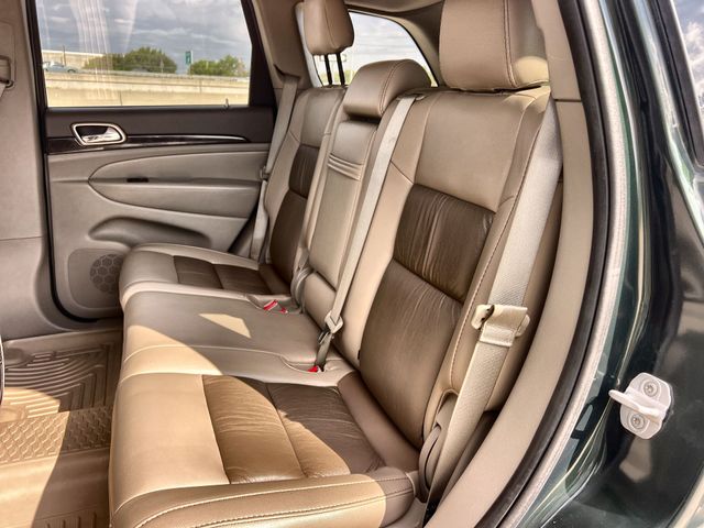 Thumbnail: 2011 Jeep Grand Cherokee - 13