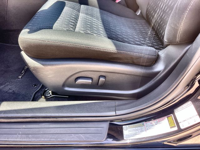 Thumbnail: 2016 Nissan Altima - 31