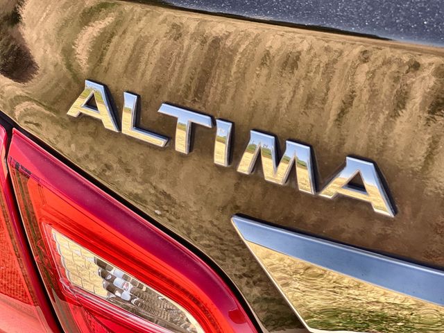 Thumbnail: 2016 Nissan Altima - 7