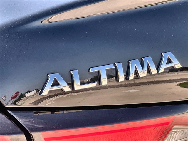 Thumbnail: 2020 Nissan Altima - 6