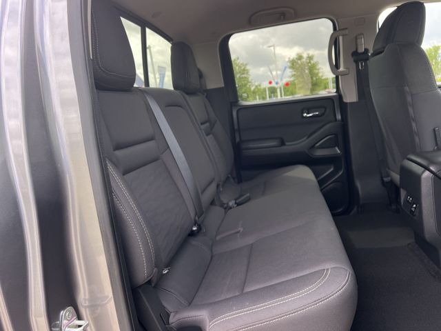 Thumbnail: 2024 Nissan Frontier - 13