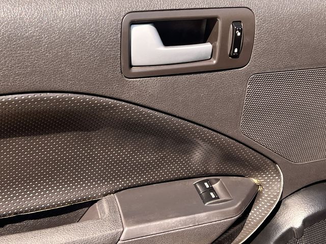 Thumbnail: 2008 Ford Mustang - 28