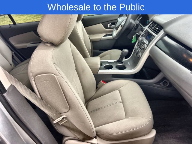 Thumbnail: 2013 Ford Edge - 21