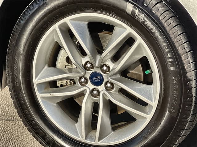 Thumbnail: 2017 Ford Edge - 8