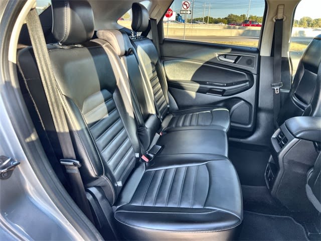 Thumbnail: 2017 Ford Edge - 13