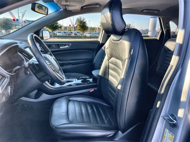 Thumbnail: 2017 Ford Edge - 12