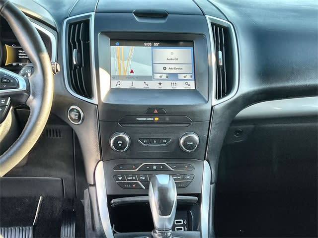 Thumbnail: 2017 Ford Edge - 14