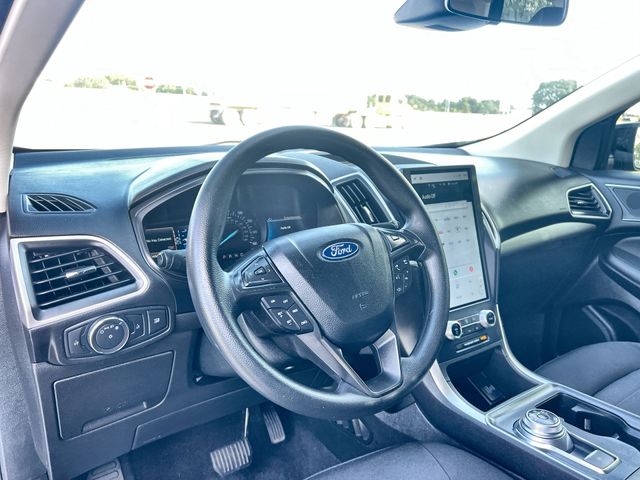 Thumbnail: 2022 Ford Edge - 2