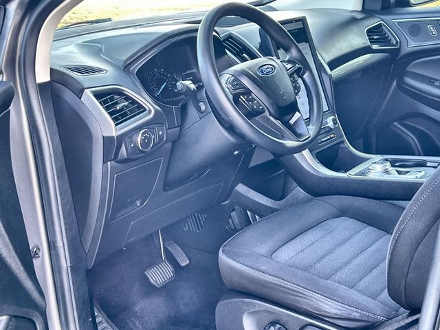 Thumbnail: 2022 Ford Edge - 10
