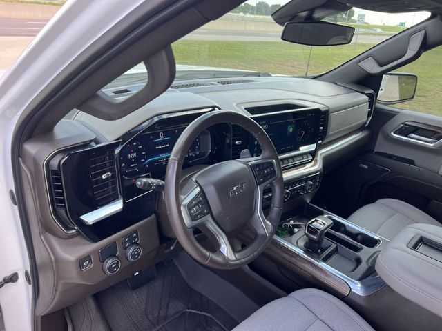 Thumbnail: 2022 Chevrolet Silverado 1500 - 2