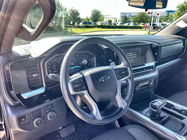 Thumbnail: 2026 Chevrolet Silverado 1500 - 2