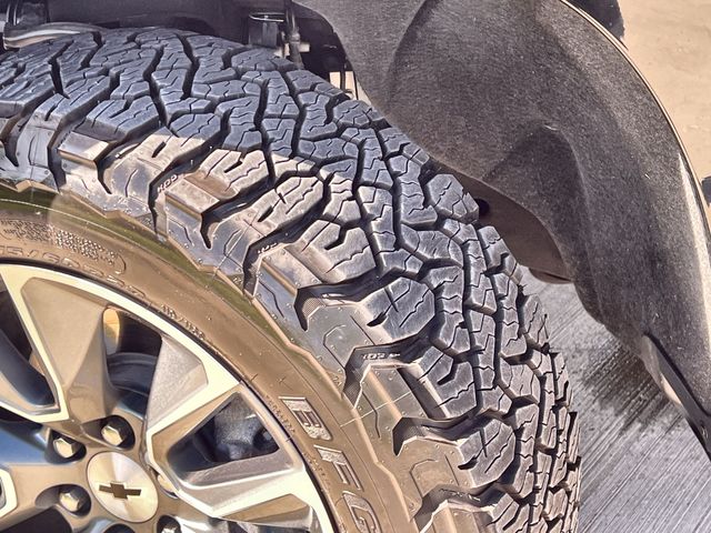 Thumbnail: 2026 Chevrolet Silverado 1500 - 23