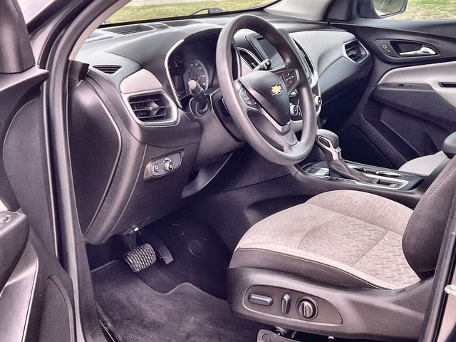 Thumbnail: 2022 Chevrolet Equinox - 11