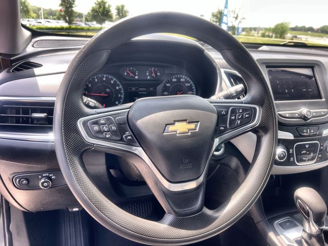 Thumbnail: 2022 Chevrolet Equinox - 10