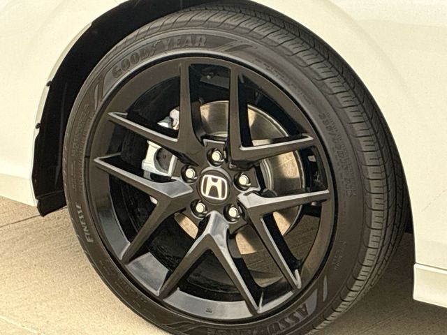 Thumbnail: 2026 Honda Civic - 8