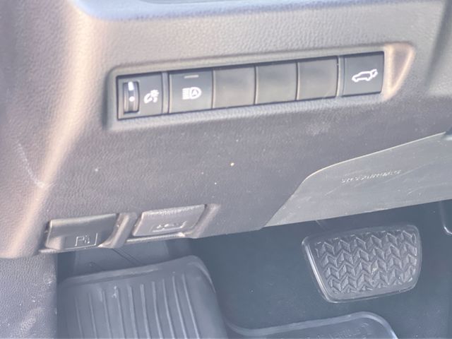 Thumbnail: 2021 Toyota RAV4 - 29