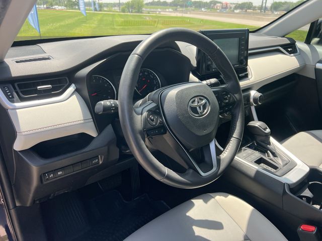 Thumbnail: 2021 Toyota RAV4 - 2