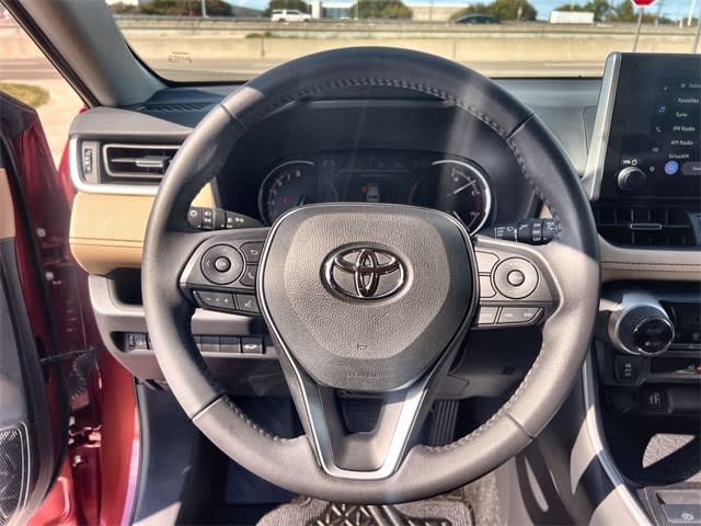 Thumbnail: 2025 Toyota RAV4 - 10