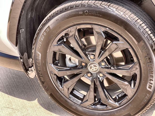 Thumbnail: 2024 Toyota RAV4 - 8