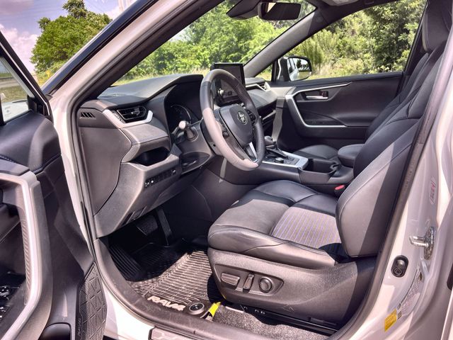 Thumbnail: 2024 Toyota RAV4 - 11