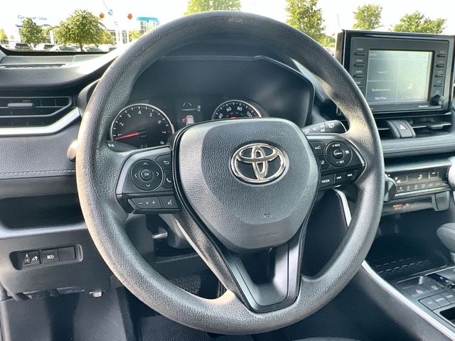 Thumbnail: 2021 Toyota RAV4 - 14