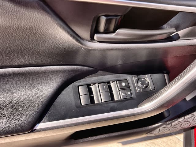 Thumbnail: 2022 Toyota RAV4 - 29