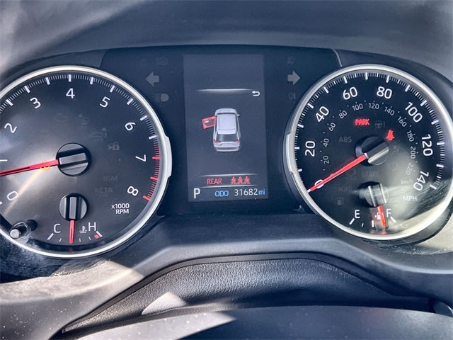 Thumbnail: 2022 Toyota RAV4 - 15