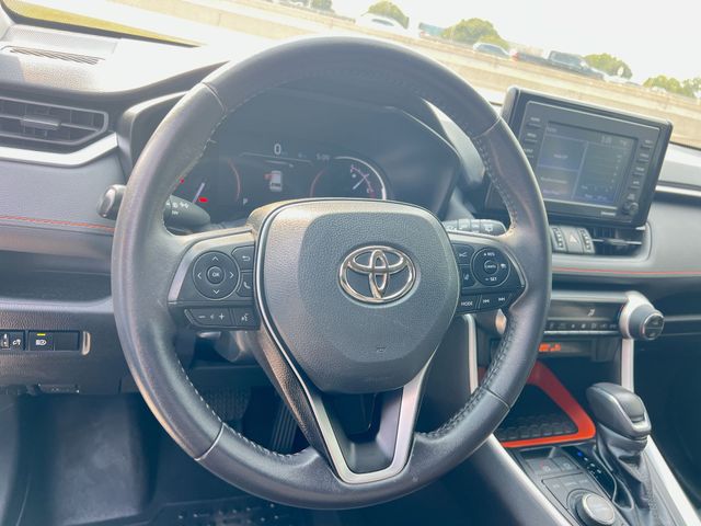 Thumbnail: 2022 Toyota RAV4 - 14