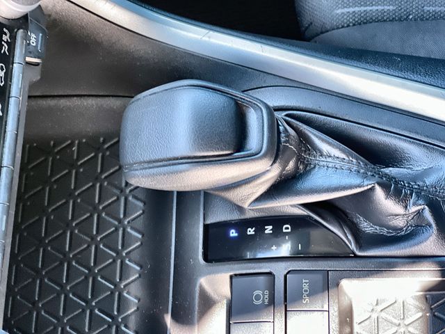 Thumbnail: 2020 Toyota RAV4 - 22