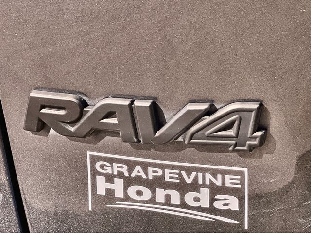 Thumbnail: 2020 Toyota RAV4 - 7