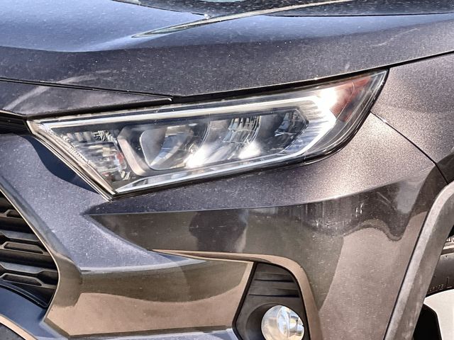 Thumbnail: 2020 Toyota RAV4 - 24